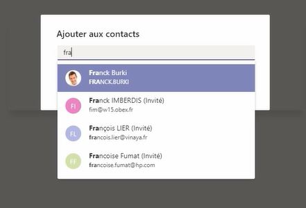 Ajouter des contacts à un groupe dans Teams